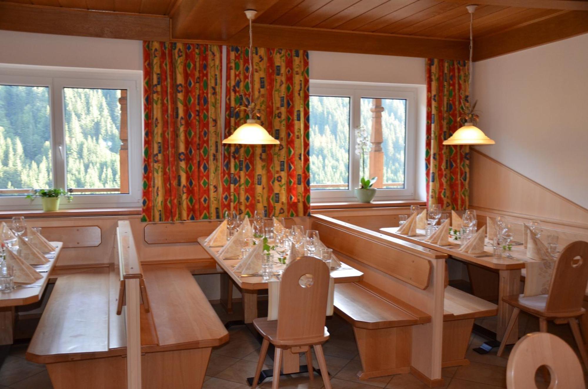Ski In-Ski Out - Gaestehaeuser Saalbach-Hinterglemm - Wallegghof Christianhof Dış mekan fotoğraf